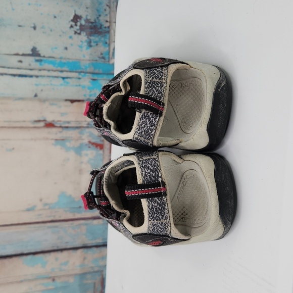 Keen 1016288 Keen Women's Newport H2 Black/Bright Rose - Picture 4 of 7